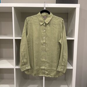 NWT: J. Jill linen button-down shirt, size S in “kiwi.”